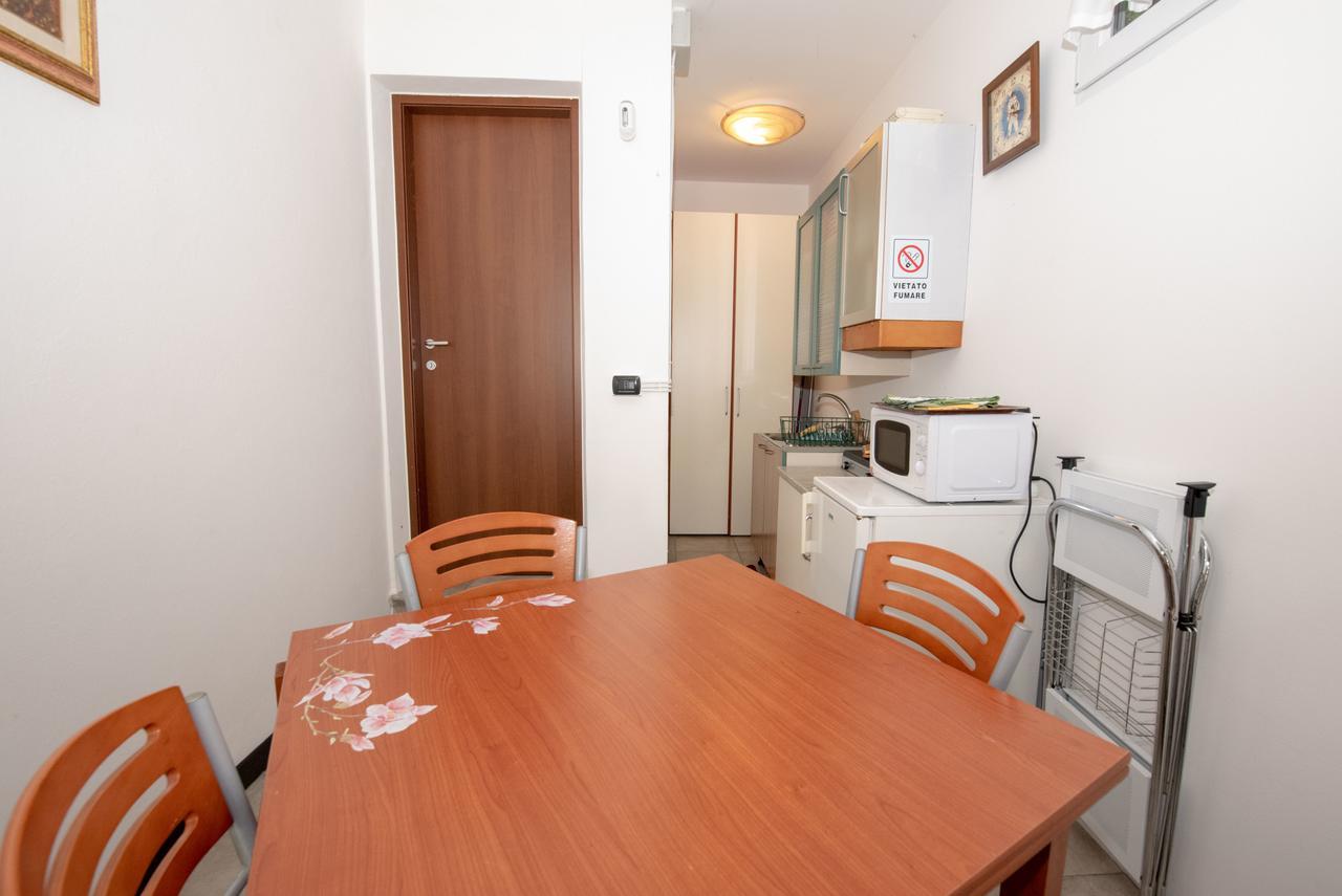 Il Boschetto Apartman Torri del Benaco Kültér fotó