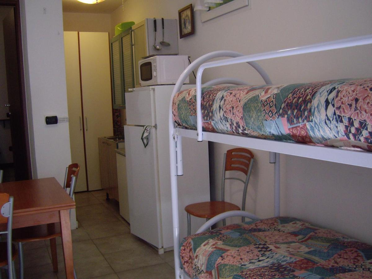 Il Boschetto Apartman Torri del Benaco Kültér fotó
